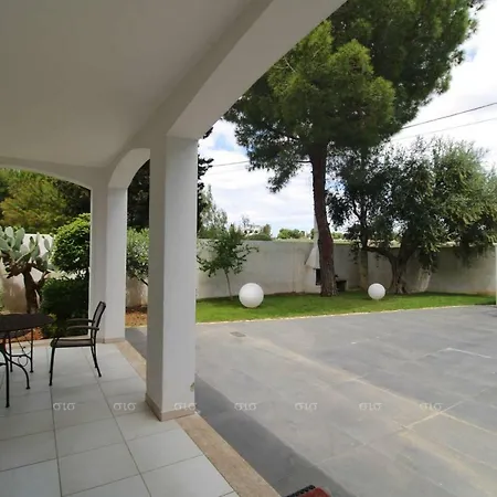 Mediterraneo Villa *